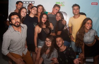 
<a style='margin-left: 5px;' class='btn btn-xs btn-social btn-facebook' href='https://www.facebook.com/sharer/sharer.php?u=https://galeramix.s01.web.getmuller.com.br/imagem/a67/800-800-90/conteudo/site_galerias/67/annita-petry-galera-mix-44.jpg' rel='popup' data-width='500' data-height='400'><i class='fa fa-facebook'></i>Compartilhar <span class='hidden-xs'>no Facebook</span>
</a> 
<a class='btn btn-default btn-xs' target='_blank' href='imagem/a67/800-800-90/conteudo/site_galerias/67/annita-petry-galera-mix-44.jpg'>
<span class='glyphicon glyphicon-cloud-download'></span> Salvar
</a>
