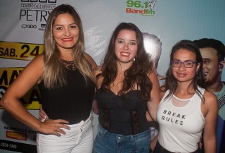 
<a style='margin-left: 5px;' class='btn btn-xs btn-social btn-facebook' href='https://www.facebook.com/sharer/sharer.php?u=https://galeramix.s01.web.getmuller.com.br/imagem/a67/800-800-90/conteudo/site_galerias/67/annita-petry-galera-mix-50.jpg' rel='popup' data-width='500' data-height='400'><i class='fa fa-facebook'></i>Compartilhar <span class='hidden-xs'>no Facebook</span>
</a> 
<a class='btn btn-default btn-xs' target='_blank' href='imagem/a67/800-800-90/conteudo/site_galerias/67/annita-petry-galera-mix-50.jpg'>
<span class='glyphicon glyphicon-cloud-download'></span> Salvar
</a>
