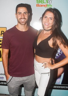 
<a style='margin-left: 5px;' class='btn btn-xs btn-social btn-facebook' href='https://www.facebook.com/sharer/sharer.php?u=https://galeramix.s01.web.getmuller.com.br/imagem/a67/800-800-90/conteudo/site_galerias/67/annita-petry-galera-mix-63.jpg' rel='popup' data-width='500' data-height='400'><i class='fa fa-facebook'></i>Compartilhar <span class='hidden-xs'>no Facebook</span>
</a> 
<a class='btn btn-default btn-xs' target='_blank' href='imagem/a67/800-800-90/conteudo/site_galerias/67/annita-petry-galera-mix-63.jpg'>
<span class='glyphicon glyphicon-cloud-download'></span> Salvar
</a>
