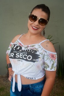 
            <a style='margin-left: 5px;' class='btn btn-xs btn-social btn-facebook' href='https://www.facebook.com/sharer/sharer.php?u=https://galeramix.s01.web.getmuller.com.br/imagem/a68/800-800-90/conteudo/site_galerias/68/10-costelaco-do-jr-seco-103.jpg' rel='popup' data-width='500' data-height='400'><i class='fa fa-facebook'></i>Compartilhar <span class='hidden-xs'>no Facebook</span>
        </a> 
        <a class='btn btn-default btn-xs' target='_blank' href='imagem/a68/800-800-90/conteudo/site_galerias/68/10-costelaco-do-jr-seco-103.jpg'>
            <span class='glyphicon glyphicon-cloud-download'></span> Salvar
        </a>
        