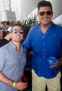 
<a style='margin-left: 5px;' class='btn btn-xs btn-social btn-facebook' href='https://www.facebook.com/sharer/sharer.php?u=https://galeramix.s01.web.getmuller.com.br/imagem/a68/800-800-90/conteudo/site_galerias/68/10-costelaco-do-jr-seco-140.jpg' rel='popup' data-width='500' data-height='400'><i class='fa fa-facebook'></i>Compartilhar <span class='hidden-xs'>no Facebook</span>
</a> 
<a class='btn btn-default btn-xs' target='_blank' href='imagem/a68/800-800-90/conteudo/site_galerias/68/10-costelaco-do-jr-seco-140.jpg'>
<span class='glyphicon glyphicon-cloud-download'></span> Salvar
</a>
