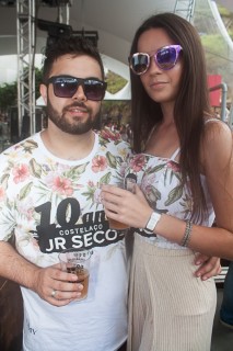 
<a style='margin-left: 5px;' class='btn btn-xs btn-social btn-facebook' href='https://www.facebook.com/sharer/sharer.php?u=https://galeramix.s01.web.getmuller.com.br/imagem/a68/800-800-90/conteudo/site_galerias/68/10-costelaco-do-jr-seco-147.jpg' rel='popup' data-width='500' data-height='400'><i class='fa fa-facebook'></i>Compartilhar <span class='hidden-xs'>no Facebook</span>
</a> 
<a class='btn btn-default btn-xs' target='_blank' href='imagem/a68/800-800-90/conteudo/site_galerias/68/10-costelaco-do-jr-seco-147.jpg'>
<span class='glyphicon glyphicon-cloud-download'></span> Salvar
</a>
