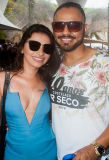 
<a style='margin-left: 5px;' class='btn btn-xs btn-social btn-facebook' href='https://www.facebook.com/sharer/sharer.php?u=https://galeramix.s01.web.getmuller.com.br/imagem/a68/800-800-90/conteudo/site_galerias/68/10-costelaco-do-jr-seco-151.jpg' rel='popup' data-width='500' data-height='400'><i class='fa fa-facebook'></i>Compartilhar <span class='hidden-xs'>no Facebook</span>
</a> 
<a class='btn btn-default btn-xs' target='_blank' href='imagem/a68/800-800-90/conteudo/site_galerias/68/10-costelaco-do-jr-seco-151.jpg'>
<span class='glyphicon glyphicon-cloud-download'></span> Salvar
</a>
