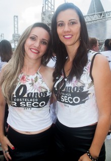 
<a style='margin-left: 5px;' class='btn btn-xs btn-social btn-facebook' href='https://www.facebook.com/sharer/sharer.php?u=https://galeramix.s01.web.getmuller.com.br/imagem/a68/800-800-90/conteudo/site_galerias/68/10-costelaco-do-jr-seco-163.jpg' rel='popup' data-width='500' data-height='400'><i class='fa fa-facebook'></i>Compartilhar <span class='hidden-xs'>no Facebook</span>
</a> 
<a class='btn btn-default btn-xs' target='_blank' href='imagem/a68/800-800-90/conteudo/site_galerias/68/10-costelaco-do-jr-seco-163.jpg'>
<span class='glyphicon glyphicon-cloud-download'></span> Salvar
</a>
