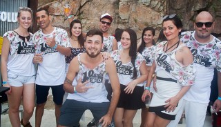 
<a style='margin-left: 5px;' class='btn btn-xs btn-social btn-facebook' href='https://www.facebook.com/sharer/sharer.php?u=https://galeramix.s01.web.getmuller.com.br/imagem/a68/800-800-90/conteudo/site_galerias/68/10-costelaco-do-jr-seco-166.jpg' rel='popup' data-width='500' data-height='400'><i class='fa fa-facebook'></i>Compartilhar <span class='hidden-xs'>no Facebook</span>
</a> 
<a class='btn btn-default btn-xs' target='_blank' href='imagem/a68/800-800-90/conteudo/site_galerias/68/10-costelaco-do-jr-seco-166.jpg'>
<span class='glyphicon glyphicon-cloud-download'></span> Salvar
</a>
