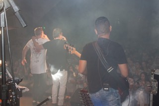 
<a style='margin-left: 5px;' class='btn btn-xs btn-social btn-facebook' href='https://www.facebook.com/sharer/sharer.php?u=https://galeramix.s01.web.getmuller.com.br/imagem/a68/800-800-90/conteudo/site_galerias/68/10-costelaco-do-jr-seco-220.jpg' rel='popup' data-width='500' data-height='400'><i class='fa fa-facebook'></i>Compartilhar <span class='hidden-xs'>no Facebook</span>
</a> 
<a class='btn btn-default btn-xs' target='_blank' href='imagem/a68/800-800-90/conteudo/site_galerias/68/10-costelaco-do-jr-seco-220.jpg'>
<span class='glyphicon glyphicon-cloud-download'></span> Salvar
</a>
