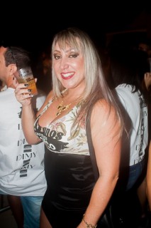 
<a style='margin-left: 5px;' class='btn btn-xs btn-social btn-facebook' href='https://www.facebook.com/sharer/sharer.php?u=https://galeramix.s01.web.getmuller.com.br/imagem/a68/800-800-90/conteudo/site_galerias/68/10-costelaco-do-jr-seco-226.jpg' rel='popup' data-width='500' data-height='400'><i class='fa fa-facebook'></i>Compartilhar <span class='hidden-xs'>no Facebook</span>
</a> 
<a class='btn btn-default btn-xs' target='_blank' href='imagem/a68/800-800-90/conteudo/site_galerias/68/10-costelaco-do-jr-seco-226.jpg'>
<span class='glyphicon glyphicon-cloud-download'></span> Salvar
</a>
