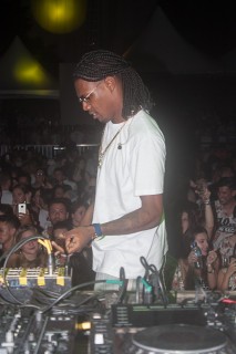 
<a style='margin-left: 5px;' class='btn btn-xs btn-social btn-facebook' href='https://www.facebook.com/sharer/sharer.php?u=https://galeramix.s01.web.getmuller.com.br/imagem/a68/800-800-90/conteudo/site_galerias/68/10-costelaco-do-jr-seco-247.jpg' rel='popup' data-width='500' data-height='400'><i class='fa fa-facebook'></i>Compartilhar <span class='hidden-xs'>no Facebook</span>
</a> 
<a class='btn btn-default btn-xs' target='_blank' href='imagem/a68/800-800-90/conteudo/site_galerias/68/10-costelaco-do-jr-seco-247.jpg'>
<span class='glyphicon glyphicon-cloud-download'></span> Salvar
</a>
