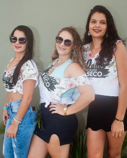 
<a style='margin-left: 5px;' class='btn btn-xs btn-social btn-facebook' href='https://www.facebook.com/sharer/sharer.php?u=https://galeramix.s01.web.getmuller.com.br/imagem/a68/800-800-90/conteudo/site_galerias/68/10-costelaco-do-jr-seco-32.jpg' rel='popup' data-width='500' data-height='400'><i class='fa fa-facebook'></i>Compartilhar <span class='hidden-xs'>no Facebook</span>
</a> 
<a class='btn btn-default btn-xs' target='_blank' href='imagem/a68/800-800-90/conteudo/site_galerias/68/10-costelaco-do-jr-seco-32.jpg'>
<span class='glyphicon glyphicon-cloud-download'></span> Salvar
</a>
