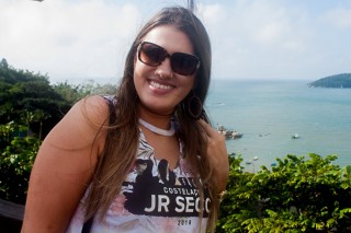 
<a style='margin-left: 5px;' class='btn btn-xs btn-social btn-facebook' href='https://www.facebook.com/sharer/sharer.php?u=https://galeramix.s01.web.getmuller.com.br/imagem/a68/800-800-90/conteudo/site_galerias/68/10-costelaco-do-jr-seco-54.jpg' rel='popup' data-width='500' data-height='400'><i class='fa fa-facebook'></i>Compartilhar <span class='hidden-xs'>no Facebook</span>
</a> 
<a class='btn btn-default btn-xs' target='_blank' href='imagem/a68/800-800-90/conteudo/site_galerias/68/10-costelaco-do-jr-seco-54.jpg'>
<span class='glyphicon glyphicon-cloud-download'></span> Salvar
</a>
