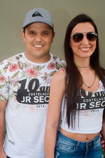 
<a style='margin-left: 5px;' class='btn btn-xs btn-social btn-facebook' href='https://www.facebook.com/sharer/sharer.php?u=https://galeramix.s01.web.getmuller.com.br/imagem/a68/800-800-90/conteudo/site_galerias/68/10-costelaco-do-jr-seco-73.jpg' rel='popup' data-width='500' data-height='400'><i class='fa fa-facebook'></i>Compartilhar <span class='hidden-xs'>no Facebook</span>
</a> 
<a class='btn btn-default btn-xs' target='_blank' href='imagem/a68/800-800-90/conteudo/site_galerias/68/10-costelaco-do-jr-seco-73.jpg'>
<span class='glyphicon glyphicon-cloud-download'></span> Salvar
</a>
