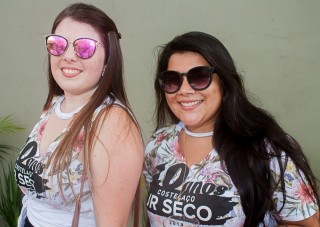 
<a style='margin-left: 5px;' class='btn btn-xs btn-social btn-facebook' href='https://www.facebook.com/sharer/sharer.php?u=https://galeramix.s01.web.getmuller.com.br/imagem/a68/800-800-90/conteudo/site_galerias/68/10-costelaco-do-jr-seco-92.jpg' rel='popup' data-width='500' data-height='400'><i class='fa fa-facebook'></i>Compartilhar <span class='hidden-xs'>no Facebook</span>
</a> 
<a class='btn btn-default btn-xs' target='_blank' href='imagem/a68/800-800-90/conteudo/site_galerias/68/10-costelaco-do-jr-seco-92.jpg'>
<span class='glyphicon glyphicon-cloud-download'></span> Salvar
</a>
