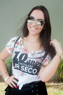 
<a style='margin-left: 5px;' class='btn btn-xs btn-social btn-facebook' href='https://www.facebook.com/sharer/sharer.php?u=https://galeramix.s01.web.getmuller.com.br/imagem/a68/800-800-90/conteudo/site_galerias/68/10-costelaco-do-jr-seco-99.jpg' rel='popup' data-width='500' data-height='400'><i class='fa fa-facebook'></i>Compartilhar <span class='hidden-xs'>no Facebook</span>
</a> 
<a class='btn btn-default btn-xs' target='_blank' href='imagem/a68/800-800-90/conteudo/site_galerias/68/10-costelaco-do-jr-seco-99.jpg'>
<span class='glyphicon glyphicon-cloud-download'></span> Salvar
</a>
