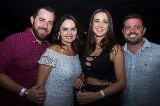 
<a style='margin-left: 5px;' class='btn btn-xs btn-social btn-facebook' href='https://www.facebook.com/sharer/sharer.php?u=https://galeramix.s01.web.getmuller.com.br/imagem/a69/800-800-90/conteudo/site_galerias/69/matheus-e-kauan-no-petry-galera-mix-17.jpg' rel='popup' data-width='500' data-height='400'><i class='fa fa-facebook'></i>Compartilhar <span class='hidden-xs'>no Facebook</span>
</a> 
<a class='btn btn-default btn-xs' target='_blank' href='imagem/a69/800-800-90/conteudo/site_galerias/69/matheus-e-kauan-no-petry-galera-mix-17.jpg'>
<span class='glyphicon glyphicon-cloud-download'></span> Salvar
</a>
