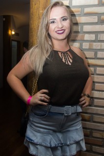 
<a style='margin-left: 5px;' class='btn btn-xs btn-social btn-facebook' href='https://www.facebook.com/sharer/sharer.php?u=https://galeramix.s01.web.getmuller.com.br/imagem/a69/800-800-90/conteudo/site_galerias/69/matheus-e-kauan-no-petry-galera-mix-29.jpg' rel='popup' data-width='500' data-height='400'><i class='fa fa-facebook'></i>Compartilhar <span class='hidden-xs'>no Facebook</span>
</a> 
<a class='btn btn-default btn-xs' target='_blank' href='imagem/a69/800-800-90/conteudo/site_galerias/69/matheus-e-kauan-no-petry-galera-mix-29.jpg'>
<span class='glyphicon glyphicon-cloud-download'></span> Salvar
</a>
