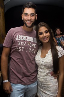 
<a style='margin-left: 5px;' class='btn btn-xs btn-social btn-facebook' href='https://www.facebook.com/sharer/sharer.php?u=https://galeramix.s01.web.getmuller.com.br/imagem/a69/800-800-90/conteudo/site_galerias/69/matheus-e-kauan-no-petry-galera-mix-30.jpg' rel='popup' data-width='500' data-height='400'><i class='fa fa-facebook'></i>Compartilhar <span class='hidden-xs'>no Facebook</span>
</a> 
<a class='btn btn-default btn-xs' target='_blank' href='imagem/a69/800-800-90/conteudo/site_galerias/69/matheus-e-kauan-no-petry-galera-mix-30.jpg'>
<span class='glyphicon glyphicon-cloud-download'></span> Salvar
</a>
