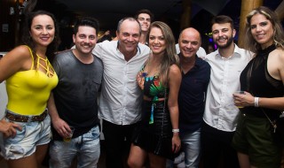 
<a style='margin-left: 5px;' class='btn btn-xs btn-social btn-facebook' href='https://www.facebook.com/sharer/sharer.php?u=https://galeramix.s01.web.getmuller.com.br/imagem/a69/800-800-90/conteudo/site_galerias/69/matheus-e-kauan-no-petry-galera-mix-36.jpg' rel='popup' data-width='500' data-height='400'><i class='fa fa-facebook'></i>Compartilhar <span class='hidden-xs'>no Facebook</span>
</a> 
<a class='btn btn-default btn-xs' target='_blank' href='imagem/a69/800-800-90/conteudo/site_galerias/69/matheus-e-kauan-no-petry-galera-mix-36.jpg'>
<span class='glyphicon glyphicon-cloud-download'></span> Salvar
</a>
