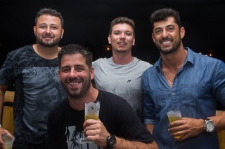 
<a style='margin-left: 5px;' class='btn btn-xs btn-social btn-facebook' href='https://www.facebook.com/sharer/sharer.php?u=https://galeramix.s01.web.getmuller.com.br/imagem/a69/800-800-90/conteudo/site_galerias/69/matheus-e-kauan-no-petry-galera-mix-38.jpg' rel='popup' data-width='500' data-height='400'><i class='fa fa-facebook'></i>Compartilhar <span class='hidden-xs'>no Facebook</span>
</a> 
<a class='btn btn-default btn-xs' target='_blank' href='imagem/a69/800-800-90/conteudo/site_galerias/69/matheus-e-kauan-no-petry-galera-mix-38.jpg'>
<span class='glyphicon glyphicon-cloud-download'></span> Salvar
</a>
