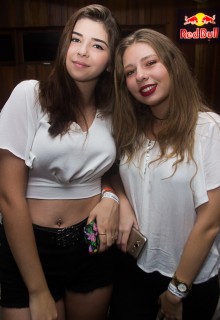 
<a style='margin-left: 5px;' class='btn btn-xs btn-social btn-facebook' href='https://www.facebook.com/sharer/sharer.php?u=https://galeramix.s01.web.getmuller.com.br/imagem/a69/800-800-90/conteudo/site_galerias/69/matheus-e-kauan-no-petry-galera-mix-43.jpg' rel='popup' data-width='500' data-height='400'><i class='fa fa-facebook'></i>Compartilhar <span class='hidden-xs'>no Facebook</span>
</a> 
<a class='btn btn-default btn-xs' target='_blank' href='imagem/a69/800-800-90/conteudo/site_galerias/69/matheus-e-kauan-no-petry-galera-mix-43.jpg'>
<span class='glyphicon glyphicon-cloud-download'></span> Salvar
</a>
