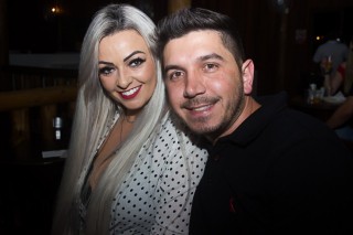 
<a style='margin-left: 5px;' class='btn btn-xs btn-social btn-facebook' href='https://www.facebook.com/sharer/sharer.php?u=https://galeramix.s01.web.getmuller.com.br/imagem/a69/800-800-90/conteudo/site_galerias/69/matheus-e-kauan-no-petry-galera-mix-5.jpg' rel='popup' data-width='500' data-height='400'><i class='fa fa-facebook'></i>Compartilhar <span class='hidden-xs'>no Facebook</span>
</a> 
<a class='btn btn-default btn-xs' target='_blank' href='imagem/a69/800-800-90/conteudo/site_galerias/69/matheus-e-kauan-no-petry-galera-mix-5.jpg'>
<span class='glyphicon glyphicon-cloud-download'></span> Salvar
</a>
