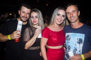 
<a style='margin-left: 5px;' class='btn btn-xs btn-social btn-facebook' href='https://www.facebook.com/sharer/sharer.php?u=https://galeramix.s01.web.getmuller.com.br/imagem/a69/800-800-90/conteudo/site_galerias/69/matheus-e-kauan-no-petry-galera-mix-69.jpg' rel='popup' data-width='500' data-height='400'><i class='fa fa-facebook'></i>Compartilhar <span class='hidden-xs'>no Facebook</span>
</a> 
<a class='btn btn-default btn-xs' target='_blank' href='imagem/a69/800-800-90/conteudo/site_galerias/69/matheus-e-kauan-no-petry-galera-mix-69.jpg'>
<span class='glyphicon glyphicon-cloud-download'></span> Salvar
</a>
