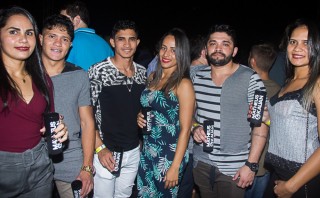 
<a style='margin-left: 5px;' class='btn btn-xs btn-social btn-facebook' href='https://www.facebook.com/sharer/sharer.php?u=https://galeramix.s01.web.getmuller.com.br/imagem/a69/800-800-90/conteudo/site_galerias/69/matheus-e-kauan-no-petry-galera-mix-70.jpg' rel='popup' data-width='500' data-height='400'><i class='fa fa-facebook'></i>Compartilhar <span class='hidden-xs'>no Facebook</span>
</a> 
<a class='btn btn-default btn-xs' target='_blank' href='imagem/a69/800-800-90/conteudo/site_galerias/69/matheus-e-kauan-no-petry-galera-mix-70.jpg'>
<span class='glyphicon glyphicon-cloud-download'></span> Salvar
</a>
