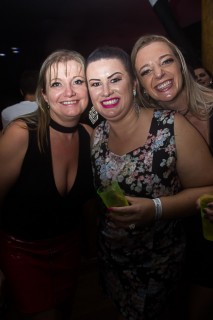 
<a style='margin-left: 5px;' class='btn btn-xs btn-social btn-facebook' href='https://www.facebook.com/sharer/sharer.php?u=https://galeramix.s01.web.getmuller.com.br/imagem/a69/800-800-90/conteudo/site_galerias/69/matheus-e-kauan-no-petry-galera-mix-87.jpg' rel='popup' data-width='500' data-height='400'><i class='fa fa-facebook'></i>Compartilhar <span class='hidden-xs'>no Facebook</span>
</a> 
<a class='btn btn-default btn-xs' target='_blank' href='imagem/a69/800-800-90/conteudo/site_galerias/69/matheus-e-kauan-no-petry-galera-mix-87.jpg'>
<span class='glyphicon glyphicon-cloud-download'></span> Salvar
</a>
