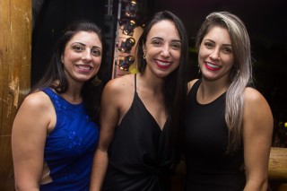 
<a style='margin-left: 5px;' class='btn btn-xs btn-social btn-facebook' href='https://www.facebook.com/sharer/sharer.php?u=https://galeramix.s01.web.getmuller.com.br/imagem/a69/800-800-90/conteudo/site_galerias/69/matheus-e-kauan-no-petry-galera-mix-96.jpg' rel='popup' data-width='500' data-height='400'><i class='fa fa-facebook'></i>Compartilhar <span class='hidden-xs'>no Facebook</span>
</a> 
<a class='btn btn-default btn-xs' target='_blank' href='imagem/a69/800-800-90/conteudo/site_galerias/69/matheus-e-kauan-no-petry-galera-mix-96.jpg'>
<span class='glyphicon glyphicon-cloud-download'></span> Salvar
</a>
