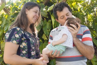 
<a style='margin-left: 5px;' class='btn btn-xs btn-social btn-facebook' href='https://www.facebook.com/sharer/sharer.php?u=https://galeramix.s01.web.getmuller.com.br/imagem/a7/800-800-90/conteudo/site_galerias/7/benjamin-2-meses-38.jpg' rel='popup' data-width='500' data-height='400'><i class='fa fa-facebook'></i>Compartilhar <span class='hidden-xs'>no Facebook</span>
</a> 
<a class='btn btn-default btn-xs' target='_blank' href='imagem/a7/800-800-90/conteudo/site_galerias/7/benjamin-2-meses-38.jpg'>
<span class='glyphicon glyphicon-cloud-download'></span> Salvar
</a>
