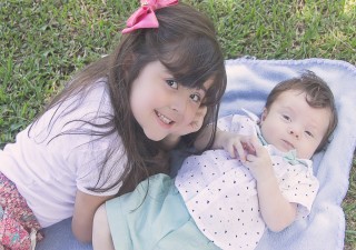 
<a style='margin-left: 5px;' class='btn btn-xs btn-social btn-facebook' href='https://www.facebook.com/sharer/sharer.php?u=https://galeramix.s01.web.getmuller.com.br/imagem/a7/800-800-90/conteudo/site_galerias/7/benjamin-2-meses-45.jpg' rel='popup' data-width='500' data-height='400'><i class='fa fa-facebook'></i>Compartilhar <span class='hidden-xs'>no Facebook</span>
</a> 
<a class='btn btn-default btn-xs' target='_blank' href='imagem/a7/800-800-90/conteudo/site_galerias/7/benjamin-2-meses-45.jpg'>
<span class='glyphicon glyphicon-cloud-download'></span> Salvar
</a>
