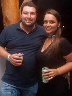 
<a style='margin-left: 5px;' class='btn btn-xs btn-social btn-facebook' href='https://www.facebook.com/sharer/sharer.php?u=https://galeramix.s01.web.getmuller.com.br/imagem/a71/800-800-90/conteudo/site_galerias/71/galera-mix-petry-victor-e-leo-cezar-menotti-e-fabiano-30.jpg' rel='popup' data-width='500' data-height='400'><i class='fa fa-facebook'></i>Compartilhar <span class='hidden-xs'>no Facebook</span>
</a> 
<a class='btn btn-default btn-xs' target='_blank' href='imagem/a71/800-800-90/conteudo/site_galerias/71/galera-mix-petry-victor-e-leo-cezar-menotti-e-fabiano-30.jpg'>
<span class='glyphicon glyphicon-cloud-download'></span> Salvar
</a>
