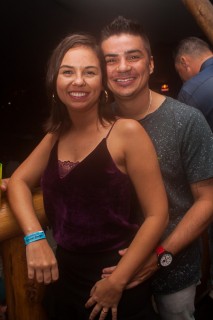 
<a style='margin-left: 5px;' class='btn btn-xs btn-social btn-facebook' href='https://www.facebook.com/sharer/sharer.php?u=https://galeramix.s01.web.getmuller.com.br/imagem/a71/800-800-90/conteudo/site_galerias/71/galera-mix-petry-victor-e-leo-cezar-menotti-e-fabiano-47.jpg' rel='popup' data-width='500' data-height='400'><i class='fa fa-facebook'></i>Compartilhar <span class='hidden-xs'>no Facebook</span>
</a> 
<a class='btn btn-default btn-xs' target='_blank' href='imagem/a71/800-800-90/conteudo/site_galerias/71/galera-mix-petry-victor-e-leo-cezar-menotti-e-fabiano-47.jpg'>
<span class='glyphicon glyphicon-cloud-download'></span> Salvar
</a>
