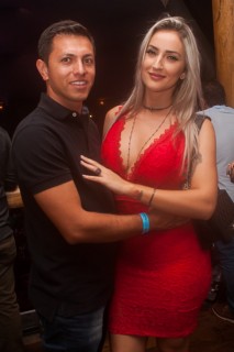 
<a style='margin-left: 5px;' class='btn btn-xs btn-social btn-facebook' href='https://www.facebook.com/sharer/sharer.php?u=https://galeramix.s01.web.getmuller.com.br/imagem/a71/800-800-90/conteudo/site_galerias/71/galera-mix-petry-victor-e-leo-cezar-menotti-e-fabiano-60.jpg' rel='popup' data-width='500' data-height='400'><i class='fa fa-facebook'></i>Compartilhar <span class='hidden-xs'>no Facebook</span>
</a> 
<a class='btn btn-default btn-xs' target='_blank' href='imagem/a71/800-800-90/conteudo/site_galerias/71/galera-mix-petry-victor-e-leo-cezar-menotti-e-fabiano-60.jpg'>
<span class='glyphicon glyphicon-cloud-download'></span> Salvar
</a>
