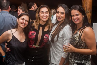 
<a style='margin-left: 5px;' class='btn btn-xs btn-social btn-facebook' href='https://www.facebook.com/sharer/sharer.php?u=https://galeramix.s01.web.getmuller.com.br/imagem/a71/800-800-90/conteudo/site_galerias/71/galera-mix-petry-victor-e-leo-cezar-menotti-e-fabiano-68.jpg' rel='popup' data-width='500' data-height='400'><i class='fa fa-facebook'></i>Compartilhar <span class='hidden-xs'>no Facebook</span>
</a> 
<a class='btn btn-default btn-xs' target='_blank' href='imagem/a71/800-800-90/conteudo/site_galerias/71/galera-mix-petry-victor-e-leo-cezar-menotti-e-fabiano-68.jpg'>
<span class='glyphicon glyphicon-cloud-download'></span> Salvar
</a>
