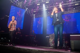 
<a style='margin-left: 5px;' class='btn btn-xs btn-social btn-facebook' href='https://www.facebook.com/sharer/sharer.php?u=https://galeramix.s01.web.getmuller.com.br/imagem/a71/800-800-90/conteudo/site_galerias/71/galera-mix-petry-victor-e-leo-cezar-menotti-e-fabiano-76.jpg' rel='popup' data-width='500' data-height='400'><i class='fa fa-facebook'></i>Compartilhar <span class='hidden-xs'>no Facebook</span>
</a> 
<a class='btn btn-default btn-xs' target='_blank' href='imagem/a71/800-800-90/conteudo/site_galerias/71/galera-mix-petry-victor-e-leo-cezar-menotti-e-fabiano-76.jpg'>
<span class='glyphicon glyphicon-cloud-download'></span> Salvar
</a>
