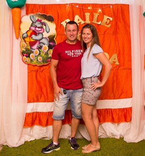 
                <a style='margin-left: 5px;' class='btn btn-xs btn-social btn-facebook' href='https://www.facebook.com/sharer/sharer.php?u=https://galeramix.s01.web.getmuller.com.br/imagem/a72/800-800-90/conteudo/site_galerias/72/baile-pascoa-14.jpg' rel='popup' data-width='500' data-height='400'><i class='fa fa-facebook'></i>Compartilhar <span class='hidden-xs'>no Facebook</span>
            </a> 
            <a class='btn btn-default btn-xs' target='_blank' href='imagem/a72/800-800-90/conteudo/site_galerias/72/baile-pascoa-14.jpg'>
                <span class='glyphicon glyphicon-cloud-download'></span> Salvar
            </a>
            