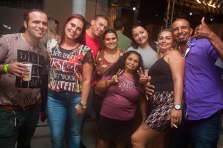 
<a style='margin-left: 5px;' class='btn btn-xs btn-social btn-facebook' href='https://www.facebook.com/sharer/sharer.php?u=https://galeramix.s01.web.getmuller.com.br/imagem/a73/800-800-90/conteudo/site_galerias/73/cachacada-do-ivonir-machado-pirao-com-linguica-tijucas-galeramix-115.jpg' rel='popup' data-width='500' data-height='400'><i class='fa fa-facebook'></i>Compartilhar <span class='hidden-xs'>no Facebook</span>
</a> 
<a class='btn btn-default btn-xs' target='_blank' href='imagem/a73/800-800-90/conteudo/site_galerias/73/cachacada-do-ivonir-machado-pirao-com-linguica-tijucas-galeramix-115.jpg'>
<span class='glyphicon glyphicon-cloud-download'></span> Salvar
</a>
