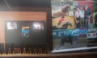 
<a style='margin-left: 5px;' class='btn btn-xs btn-social btn-facebook' href='https://www.facebook.com/sharer/sharer.php?u=https://galeramix.s01.web.getmuller.com.br/imagem/a73/800-800-90/conteudo/site_galerias/73/cachacada-do-ivonir-machado-pirao-com-linguica-tijucas-galeramix-124.jpg' rel='popup' data-width='500' data-height='400'><i class='fa fa-facebook'></i>Compartilhar <span class='hidden-xs'>no Facebook</span>
</a> 
<a class='btn btn-default btn-xs' target='_blank' href='imagem/a73/800-800-90/conteudo/site_galerias/73/cachacada-do-ivonir-machado-pirao-com-linguica-tijucas-galeramix-124.jpg'>
<span class='glyphicon glyphicon-cloud-download'></span> Salvar
</a>
