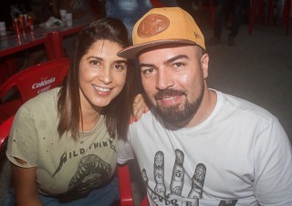 
<a style='margin-left: 5px;' class='btn btn-xs btn-social btn-facebook' href='https://www.facebook.com/sharer/sharer.php?u=https://galeramix.s01.web.getmuller.com.br/imagem/a73/800-800-90/conteudo/site_galerias/73/cachacada-do-ivonir-machado-pirao-com-linguica-tijucas-galeramix-14.jpg' rel='popup' data-width='500' data-height='400'><i class='fa fa-facebook'></i>Compartilhar <span class='hidden-xs'>no Facebook</span>
</a> 
<a class='btn btn-default btn-xs' target='_blank' href='imagem/a73/800-800-90/conteudo/site_galerias/73/cachacada-do-ivonir-machado-pirao-com-linguica-tijucas-galeramix-14.jpg'>
<span class='glyphicon glyphicon-cloud-download'></span> Salvar
</a>
