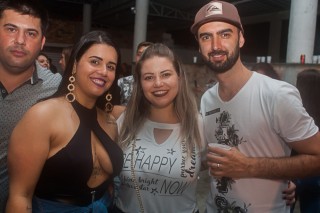 
<a style='margin-left: 5px;' class='btn btn-xs btn-social btn-facebook' href='https://www.facebook.com/sharer/sharer.php?u=https://galeramix.s01.web.getmuller.com.br/imagem/a73/800-800-90/conteudo/site_galerias/73/cachacada-do-ivonir-machado-pirao-com-linguica-tijucas-galeramix-177.jpg' rel='popup' data-width='500' data-height='400'><i class='fa fa-facebook'></i>Compartilhar <span class='hidden-xs'>no Facebook</span>
</a> 
<a class='btn btn-default btn-xs' target='_blank' href='imagem/a73/800-800-90/conteudo/site_galerias/73/cachacada-do-ivonir-machado-pirao-com-linguica-tijucas-galeramix-177.jpg'>
<span class='glyphicon glyphicon-cloud-download'></span> Salvar
</a>
