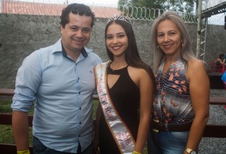 
<a style='margin-left: 5px;' class='btn btn-xs btn-social btn-facebook' href='https://www.facebook.com/sharer/sharer.php?u=https://galeramix.s01.web.getmuller.com.br/imagem/a74/800-800-90/conteudo/site_galerias/74/feijoada-magnatas-galera-mix-45.jpg' rel='popup' data-width='500' data-height='400'><i class='fa fa-facebook'></i>Compartilhar <span class='hidden-xs'>no Facebook</span>
</a> 
<a class='btn btn-default btn-xs' target='_blank' href='imagem/a74/800-800-90/conteudo/site_galerias/74/feijoada-magnatas-galera-mix-45.jpg'>
<span class='glyphicon glyphicon-cloud-download'></span> Salvar
</a>
