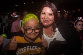 
                    <a style='margin-left: 5px;' class='btn btn-xs btn-social btn-facebook' href='https://www.facebook.com/sharer/sharer.php?u=https://galeramix.s01.web.getmuller.com.br/imagem/a76/800-800-90/conteudo/site_galerias/76/felipe-neto-mega-fest-11.jpg' rel='popup' data-width='500' data-height='400'><i class='fa fa-facebook'></i>Compartilhar <span class='hidden-xs'>no Facebook</span>
                </a> 
                <a class='btn btn-default btn-xs' target='_blank' href='imagem/a76/800-800-90/conteudo/site_galerias/76/felipe-neto-mega-fest-11.jpg'>
                    <span class='glyphicon glyphicon-cloud-download'></span> Salvar
                </a>
                