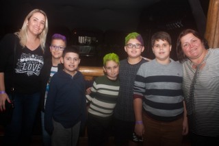 
<a style='margin-left: 5px;' class='btn btn-xs btn-social btn-facebook' href='https://www.facebook.com/sharer/sharer.php?u=https://galeramix.s01.web.getmuller.com.br/imagem/a76/800-800-90/conteudo/site_galerias/76/felipe-neto-mega-fest-2.jpg' rel='popup' data-width='500' data-height='400'><i class='fa fa-facebook'></i>Compartilhar <span class='hidden-xs'>no Facebook</span>
</a> 
<a class='btn btn-default btn-xs' target='_blank' href='imagem/a76/800-800-90/conteudo/site_galerias/76/felipe-neto-mega-fest-2.jpg'>
<span class='glyphicon glyphicon-cloud-download'></span> Salvar
</a>
