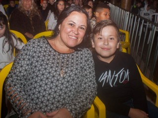 
<a style='margin-left: 5px;' class='btn btn-xs btn-social btn-facebook' href='https://www.facebook.com/sharer/sharer.php?u=https://galeramix.s01.web.getmuller.com.br/imagem/a76/800-800-90/conteudo/site_galerias/76/felipe-neto-mega-fest-50.jpg' rel='popup' data-width='500' data-height='400'><i class='fa fa-facebook'></i>Compartilhar <span class='hidden-xs'>no Facebook</span>
</a> 
<a class='btn btn-default btn-xs' target='_blank' href='imagem/a76/800-800-90/conteudo/site_galerias/76/felipe-neto-mega-fest-50.jpg'>
<span class='glyphicon glyphicon-cloud-download'></span> Salvar
</a>
