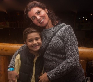 
<a style='margin-left: 5px;' class='btn btn-xs btn-social btn-facebook' href='https://www.facebook.com/sharer/sharer.php?u=https://galeramix.s01.web.getmuller.com.br/imagem/a76/800-800-90/conteudo/site_galerias/76/felipe-neto-mega-fest-65.jpg' rel='popup' data-width='500' data-height='400'><i class='fa fa-facebook'></i>Compartilhar <span class='hidden-xs'>no Facebook</span>
</a> 
<a class='btn btn-default btn-xs' target='_blank' href='imagem/a76/800-800-90/conteudo/site_galerias/76/felipe-neto-mega-fest-65.jpg'>
<span class='glyphicon glyphicon-cloud-download'></span> Salvar
</a>
