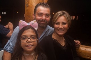 
<a style='margin-left: 5px;' class='btn btn-xs btn-social btn-facebook' href='https://www.facebook.com/sharer/sharer.php?u=https://galeramix.s01.web.getmuller.com.br/imagem/a76/800-800-90/conteudo/site_galerias/76/felipe-neto-mega-fest-7.jpg' rel='popup' data-width='500' data-height='400'><i class='fa fa-facebook'></i>Compartilhar <span class='hidden-xs'>no Facebook</span>
</a> 
<a class='btn btn-default btn-xs' target='_blank' href='imagem/a76/800-800-90/conteudo/site_galerias/76/felipe-neto-mega-fest-7.jpg'>
<span class='glyphicon glyphicon-cloud-download'></span> Salvar
</a>
