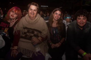 
<a style='margin-left: 5px;' class='btn btn-xs btn-social btn-facebook' href='https://www.facebook.com/sharer/sharer.php?u=https://galeramix.s01.web.getmuller.com.br/imagem/a76/800-800-90/conteudo/site_galerias/76/felipe-neto-mega-fest-9.jpg' rel='popup' data-width='500' data-height='400'><i class='fa fa-facebook'></i>Compartilhar <span class='hidden-xs'>no Facebook</span>
</a> 
<a class='btn btn-default btn-xs' target='_blank' href='imagem/a76/800-800-90/conteudo/site_galerias/76/felipe-neto-mega-fest-9.jpg'>
<span class='glyphicon glyphicon-cloud-download'></span> Salvar
</a>
