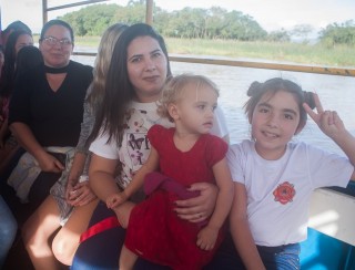 
<a style='margin-left: 5px;' class='btn btn-xs btn-social btn-facebook' href='https://www.facebook.com/sharer/sharer.php?u=https://galeramix.s01.web.getmuller.com.br/imagem/a77/800-800-90/conteudo/site_galerias/77/aniversario-de-tijucas-galera-mix-casarao-gallotti-116.jpg' rel='popup' data-width='500' data-height='400'><i class='fa fa-facebook'></i>Compartilhar <span class='hidden-xs'>no Facebook</span>
</a> 
<a class='btn btn-default btn-xs' target='_blank' href='imagem/a77/800-800-90/conteudo/site_galerias/77/aniversario-de-tijucas-galera-mix-casarao-gallotti-116.jpg'>
<span class='glyphicon glyphicon-cloud-download'></span> Salvar
</a>
