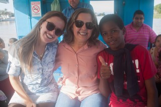 
<a style='margin-left: 5px;' class='btn btn-xs btn-social btn-facebook' href='https://www.facebook.com/sharer/sharer.php?u=https://galeramix.s01.web.getmuller.com.br/imagem/a77/800-800-90/conteudo/site_galerias/77/aniversario-de-tijucas-galera-mix-casarao-gallotti-117.jpg' rel='popup' data-width='500' data-height='400'><i class='fa fa-facebook'></i>Compartilhar <span class='hidden-xs'>no Facebook</span>
</a> 
<a class='btn btn-default btn-xs' target='_blank' href='imagem/a77/800-800-90/conteudo/site_galerias/77/aniversario-de-tijucas-galera-mix-casarao-gallotti-117.jpg'>
<span class='glyphicon glyphicon-cloud-download'></span> Salvar
</a>
