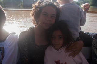 
<a style='margin-left: 5px;' class='btn btn-xs btn-social btn-facebook' href='https://www.facebook.com/sharer/sharer.php?u=https://galeramix.s01.web.getmuller.com.br/imagem/a77/800-800-90/conteudo/site_galerias/77/aniversario-de-tijucas-galera-mix-casarao-gallotti-118.jpg' rel='popup' data-width='500' data-height='400'><i class='fa fa-facebook'></i>Compartilhar <span class='hidden-xs'>no Facebook</span>
</a> 
<a class='btn btn-default btn-xs' target='_blank' href='imagem/a77/800-800-90/conteudo/site_galerias/77/aniversario-de-tijucas-galera-mix-casarao-gallotti-118.jpg'>
<span class='glyphicon glyphicon-cloud-download'></span> Salvar
</a>
